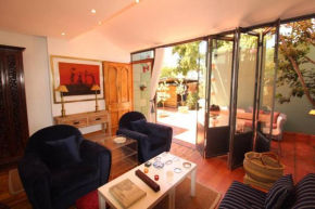 * Couples and family secluded getaway + pool*